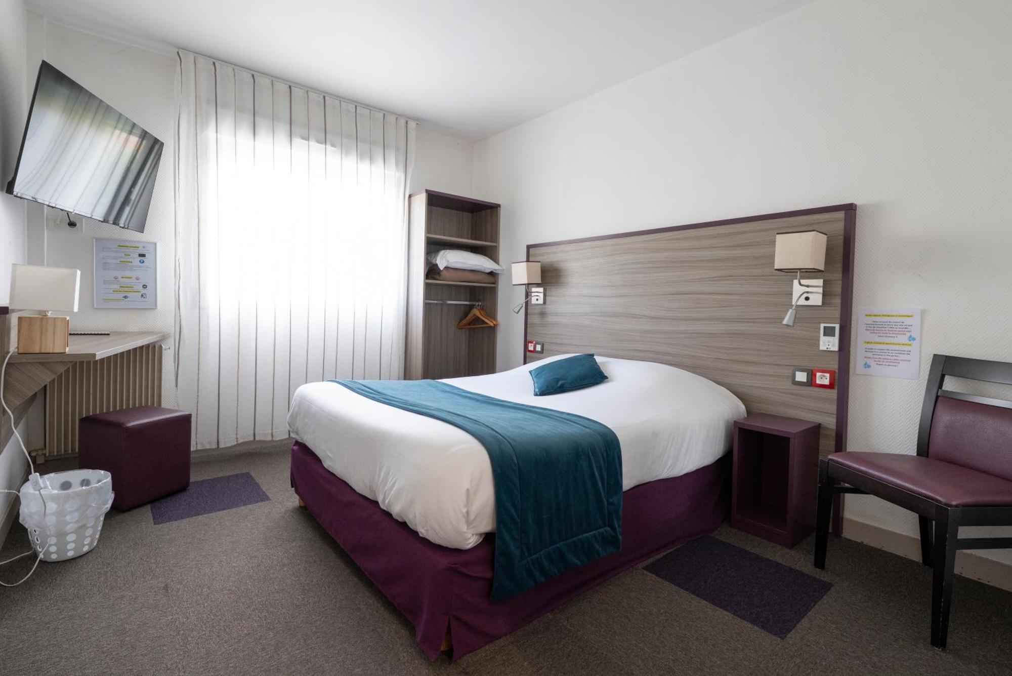 Contact O'nice Hotel 2*