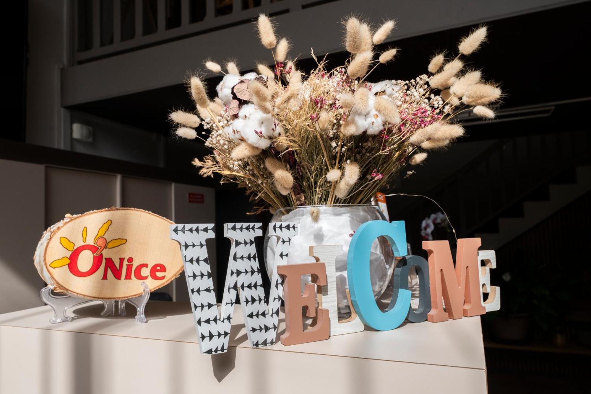 Hotel Contact O'nice 2*